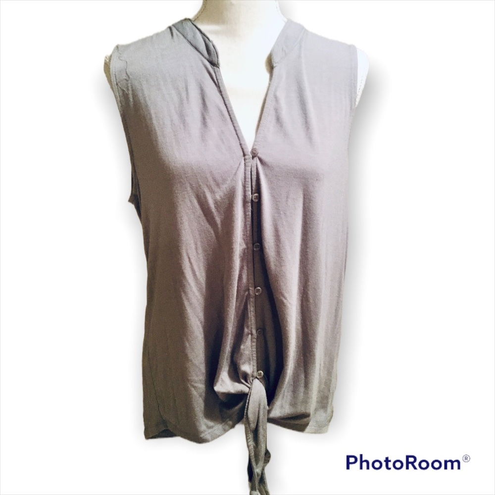 Nine Eight Gray Button Down Tank Top.